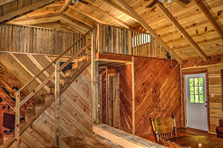 Magnolia View Cabin - Okatoma Creek - Loft Bedroom